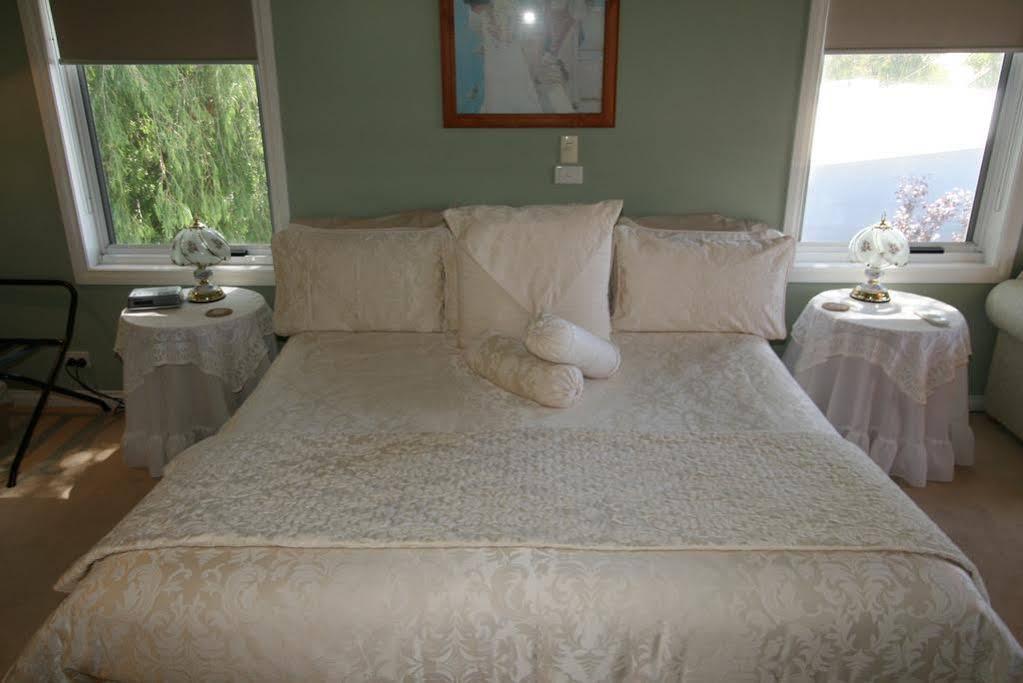 Silver Waters Bed & Breakfast Cowes Exterior foto